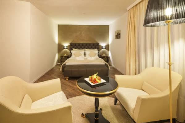 Hotel Business First 4*